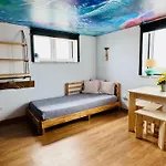 Hostel Captain's Log House *