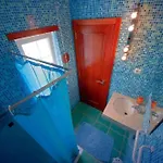 Хостел Captain's Log House *