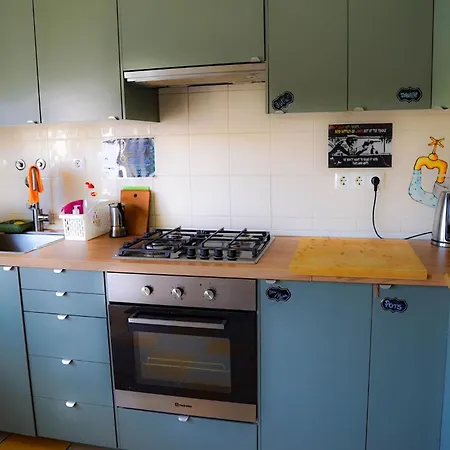 Hostel Captain's Log House *