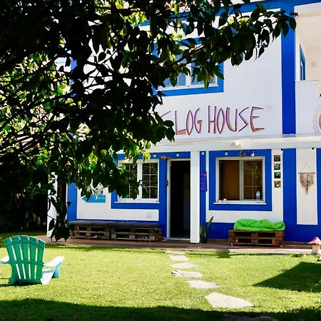 Captain's Log House 旅馆 巴勒尔