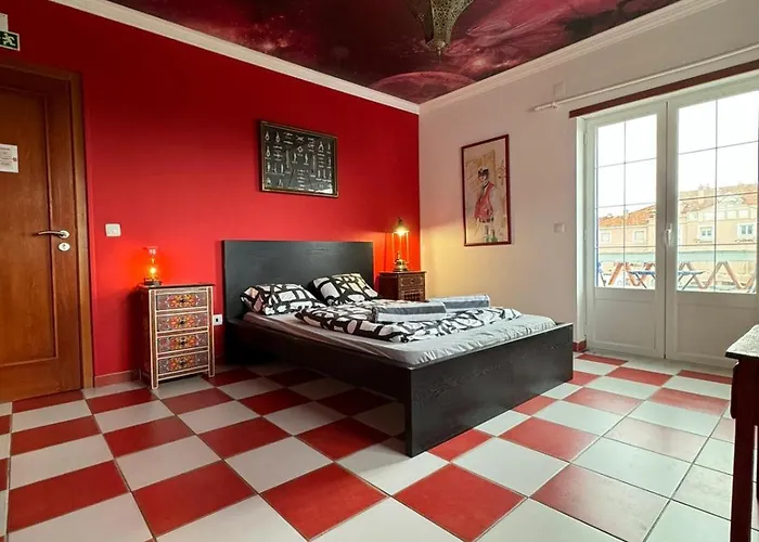 Captain's Log House *