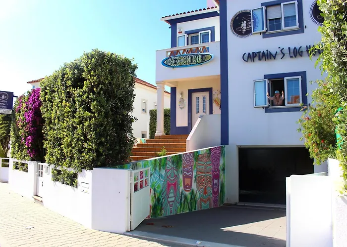 Captain's Log House 巴勒尔