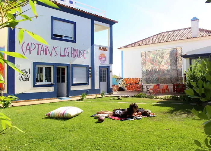 Captain's Log House * Baleal